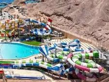 אירוח משפחתי עם פארק מים ווטרלנד במתנה